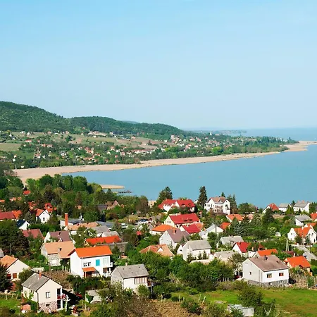 Fulop Panzio Near Balaton Πανσιόν *