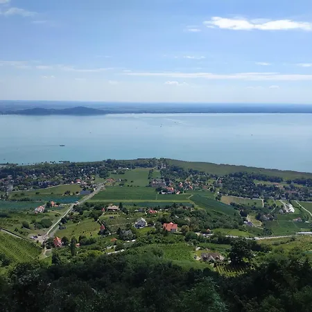 Fulop Panzio Near Balaton * Révfülöp