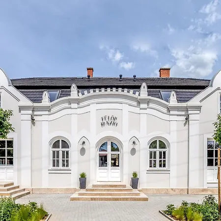 Fulop Panzio 3* 레브풀롭