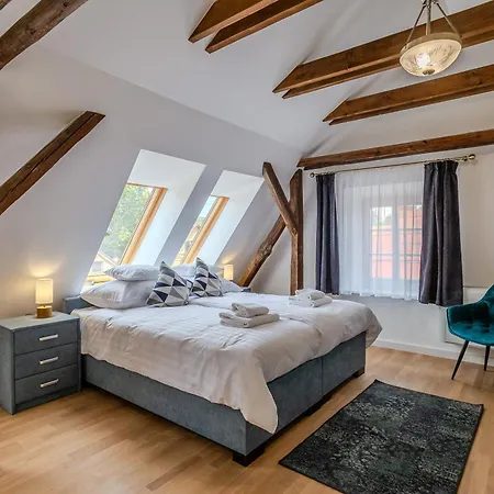Fulop Panzio Gæstehus 3*
